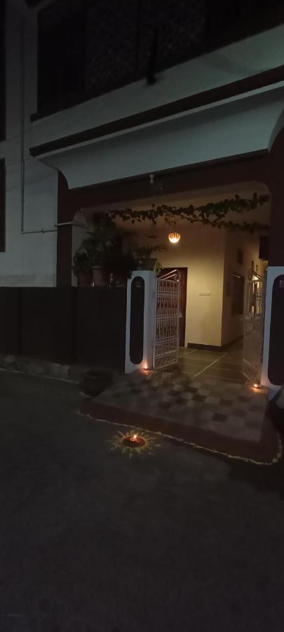 Sanjana'S Stay Udaipur Ngoại thất bức ảnh